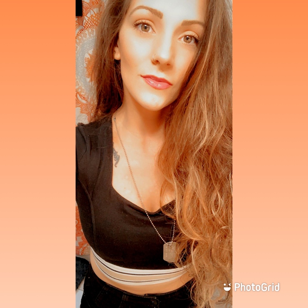 Meet your Posher, Alexandra